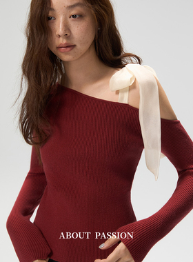 About Passion · 法式复古露肩系带针织衫女 设计感打底衫秋上衣