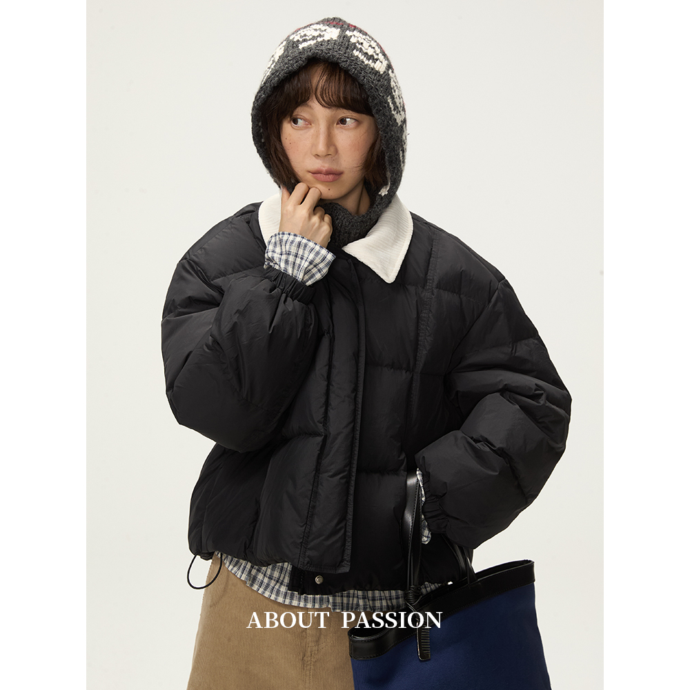 高级感撞色翻领短款羽绒服