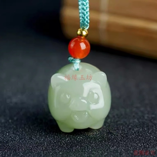 和田晴水色生肖猪吊坠女款 精品玉石本命年挂件亥猪可爱萌宠小提溜