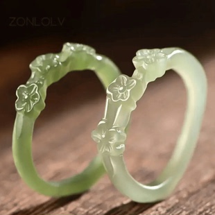 和田玉戒指女晴水色湖水绿雕花玉石梅花指环尾戒情人节