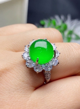 缅甸翡翠戒指女款天然蛋面冰种