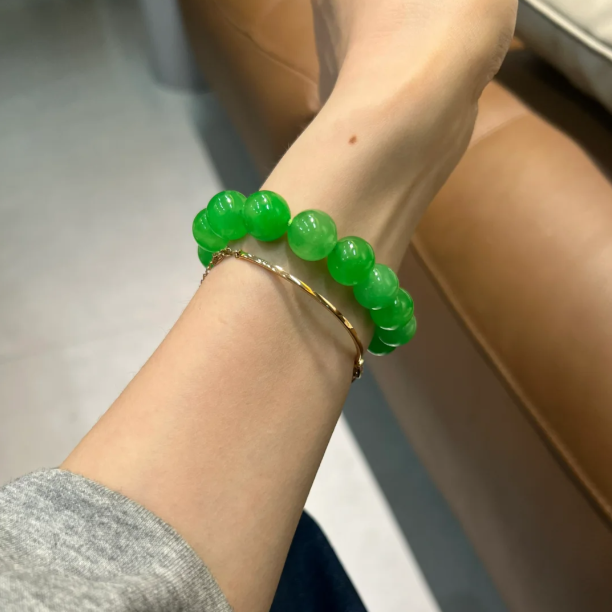 缅甸翡翠手串圆珠阳绿手串男女通用冰糯种正阳绿翡翠手串