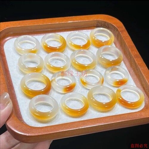 高冰一口糖玉髓玛瑙戒指收藏级