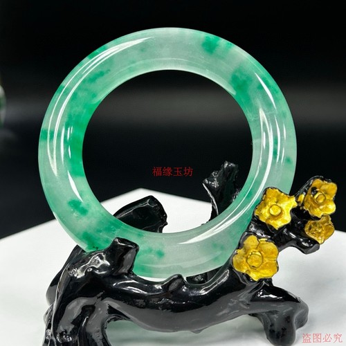 玉石手镯冰透胖圆条非洲翠色福镯