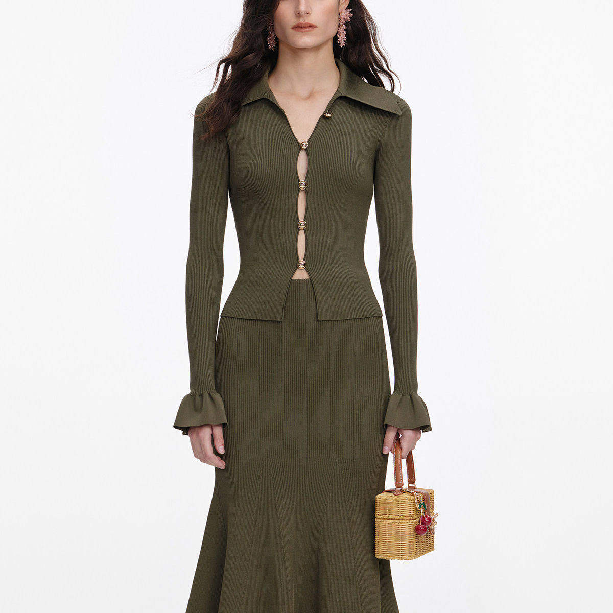 法式浪漫春夏款墨绿色性感镂空修身显瘦喇叭袖翻领上衣半身裙套装