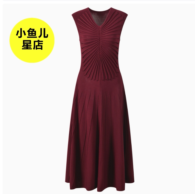 法式浪漫春夏款设计感胸前褶皱气质时尚修身显瘦中长款无袖连衣裙