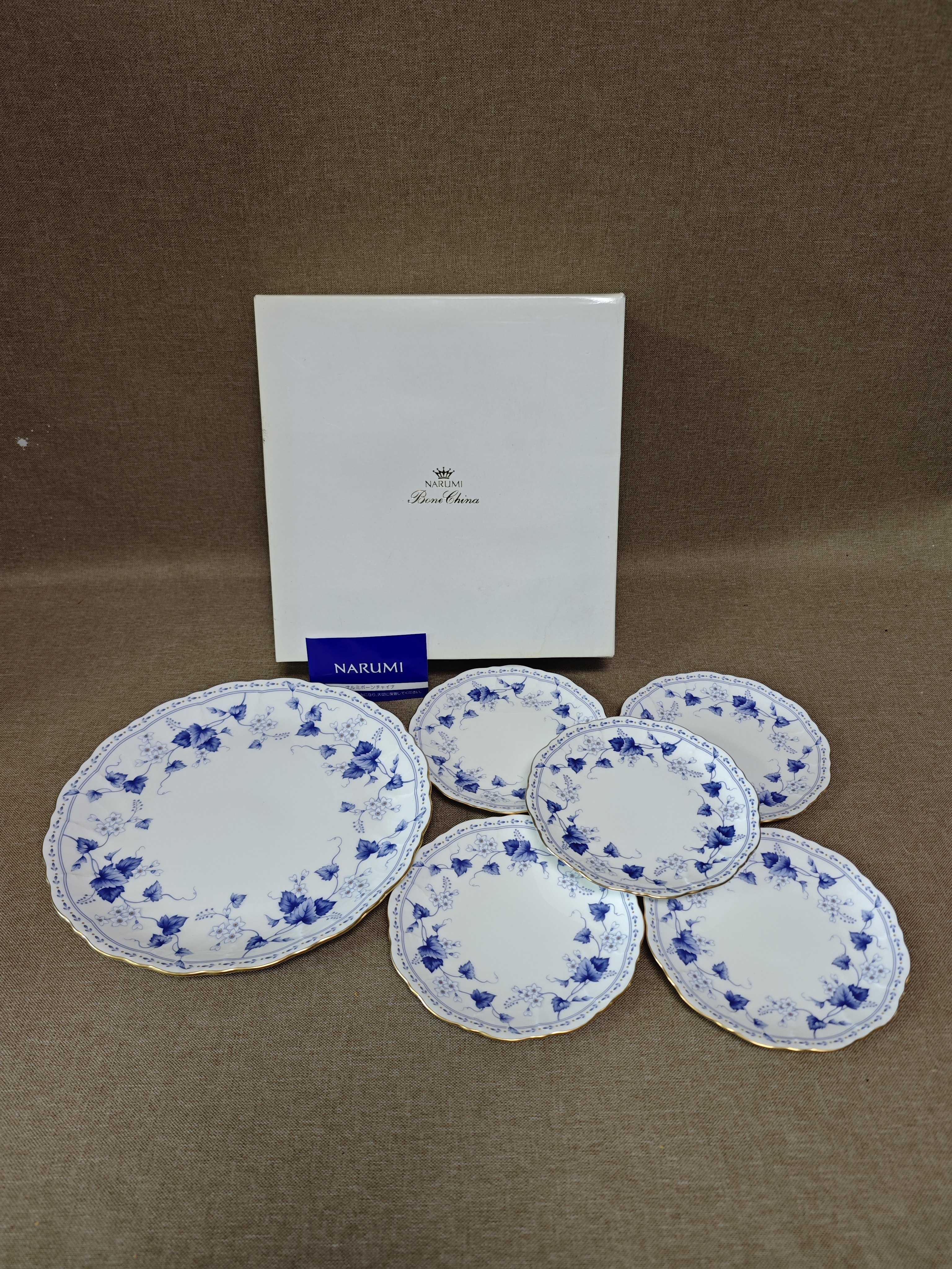 日本进口瓷器全新正品鸣海narumi餐具餐盘点心盘蛋糕盘一大五小