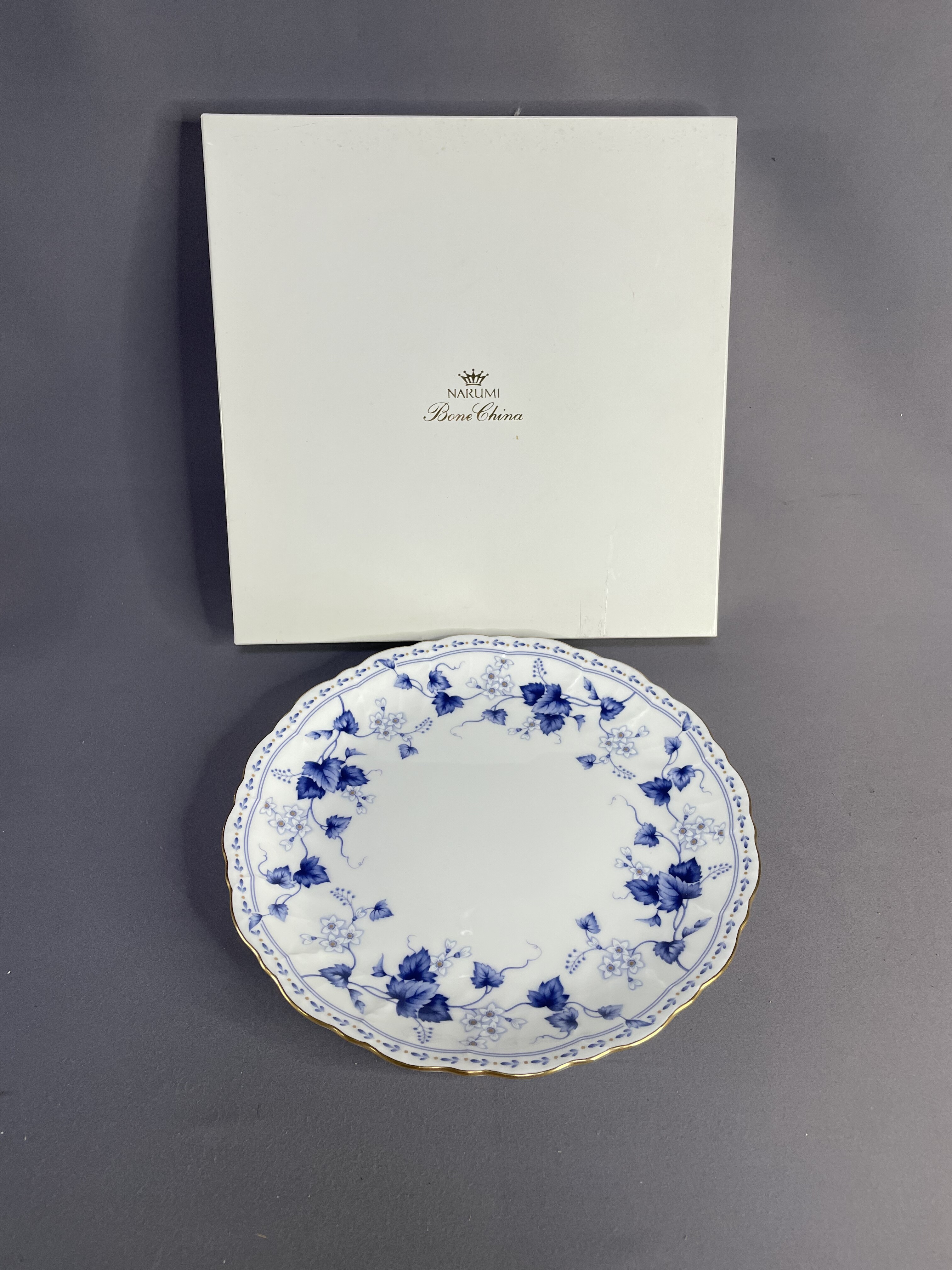 日本进口瓷器全新正品鸣海narumi骨瓷餐盘蛋糕盘点心盘