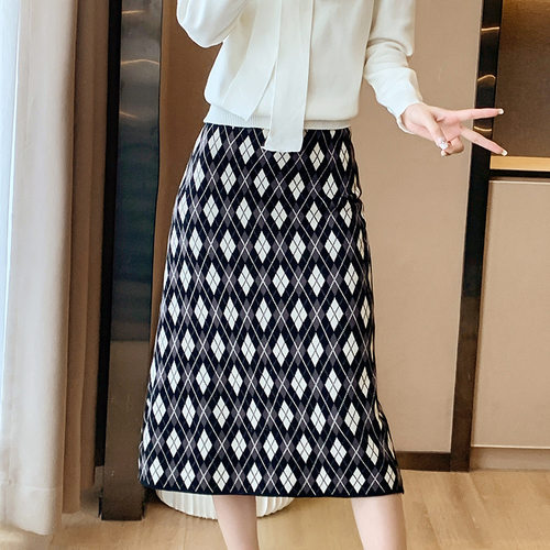 实拍针织半身裙女遮胯a字长裙韩国秋冬高腰修身提花格子裙小香风