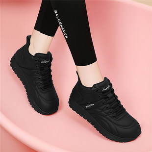 黑色运动鞋女款2025新款夏季加绒爆款百搭软底舒适休闲旅游真皮鞋
