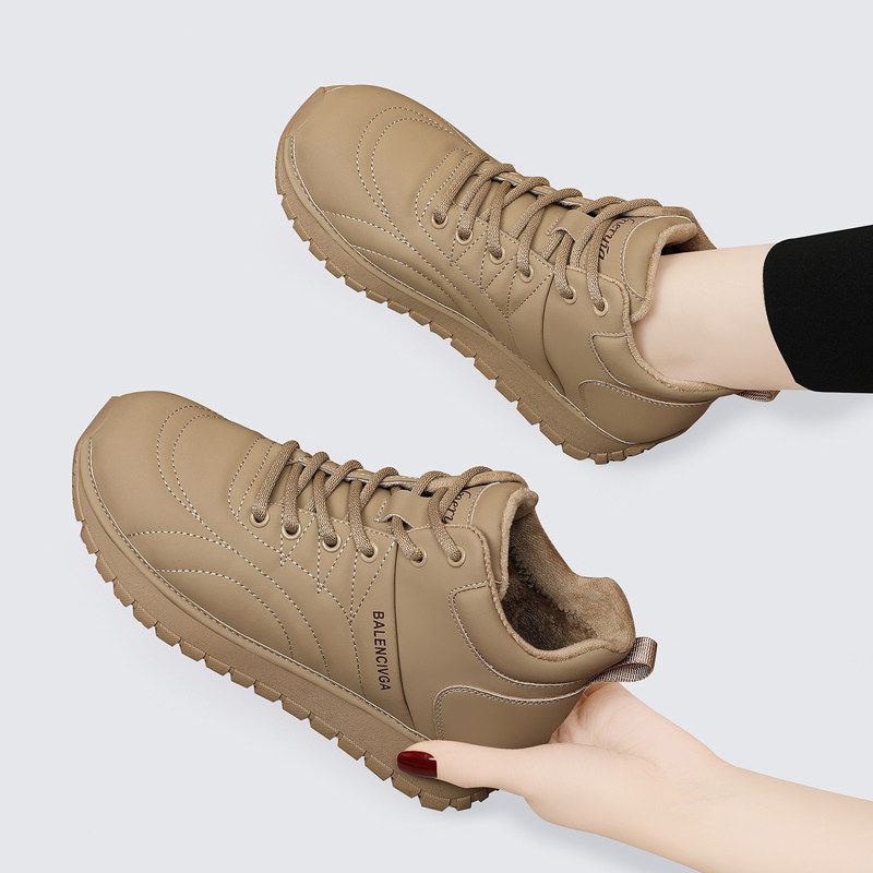 超软软底加绒保暖妈妈鞋运动鞋平底防滑中老年休闲鞋旅游舒适女鞋