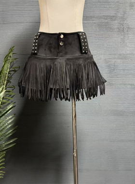 镜服饰2025秋季摇滚风流苏铆钉麂皮绒半身裙女短裙显瘦30069
