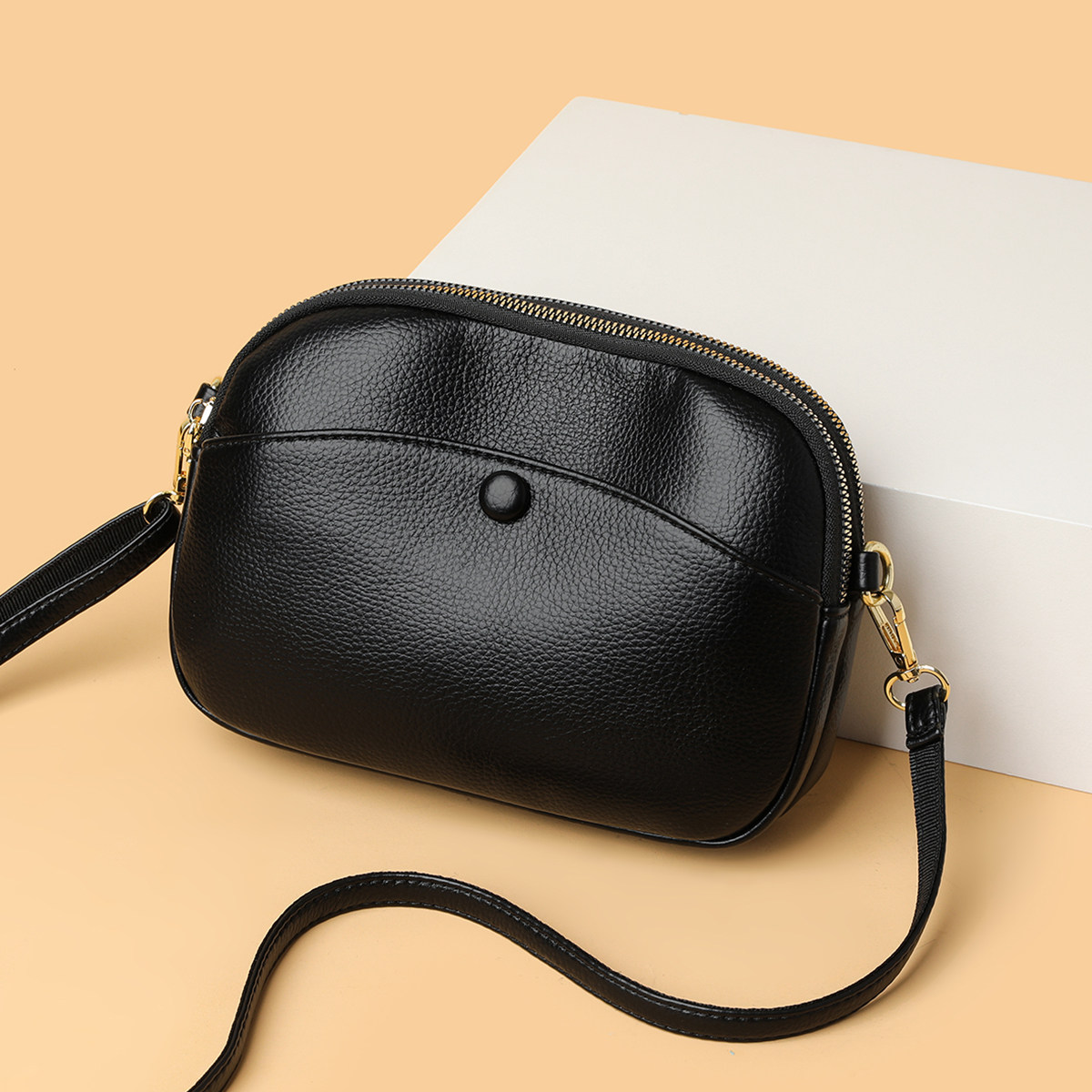 斜挎小包女新款时尚软皮单肩斜挎包手拿包双层拉链小方包中年小包