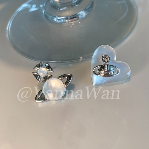 VanWan【收藏】深海星际 不对称土星白贝爱心耳钉26新款飞船耳环