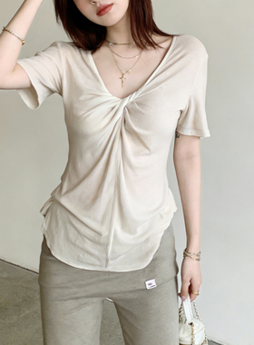 新款天丝V领扭结T恤女夏2026微胖显瘦凉感亲肤约会穿搭通勤上衣