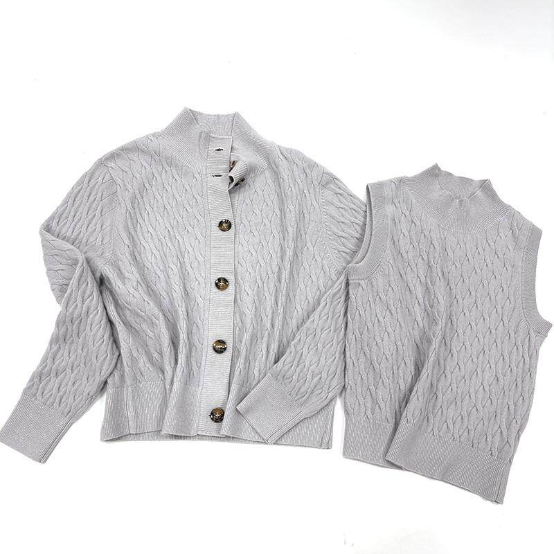 山羊绒开衫半高领外搭毛衣