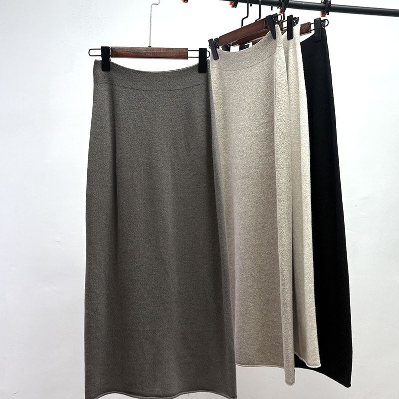 100羊毛秋冬款女式无缝一线成衣纯色简约风百搭休闲羊毛裙半身裙