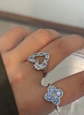 轻奢高级感蓝色花朵戒指女ins风简约冷淡爱心开口指环小众食指戒