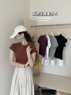 METWO陈幕后 美式短款修身正肩T恤女夏季新款休闲黑色小飞袖上衣