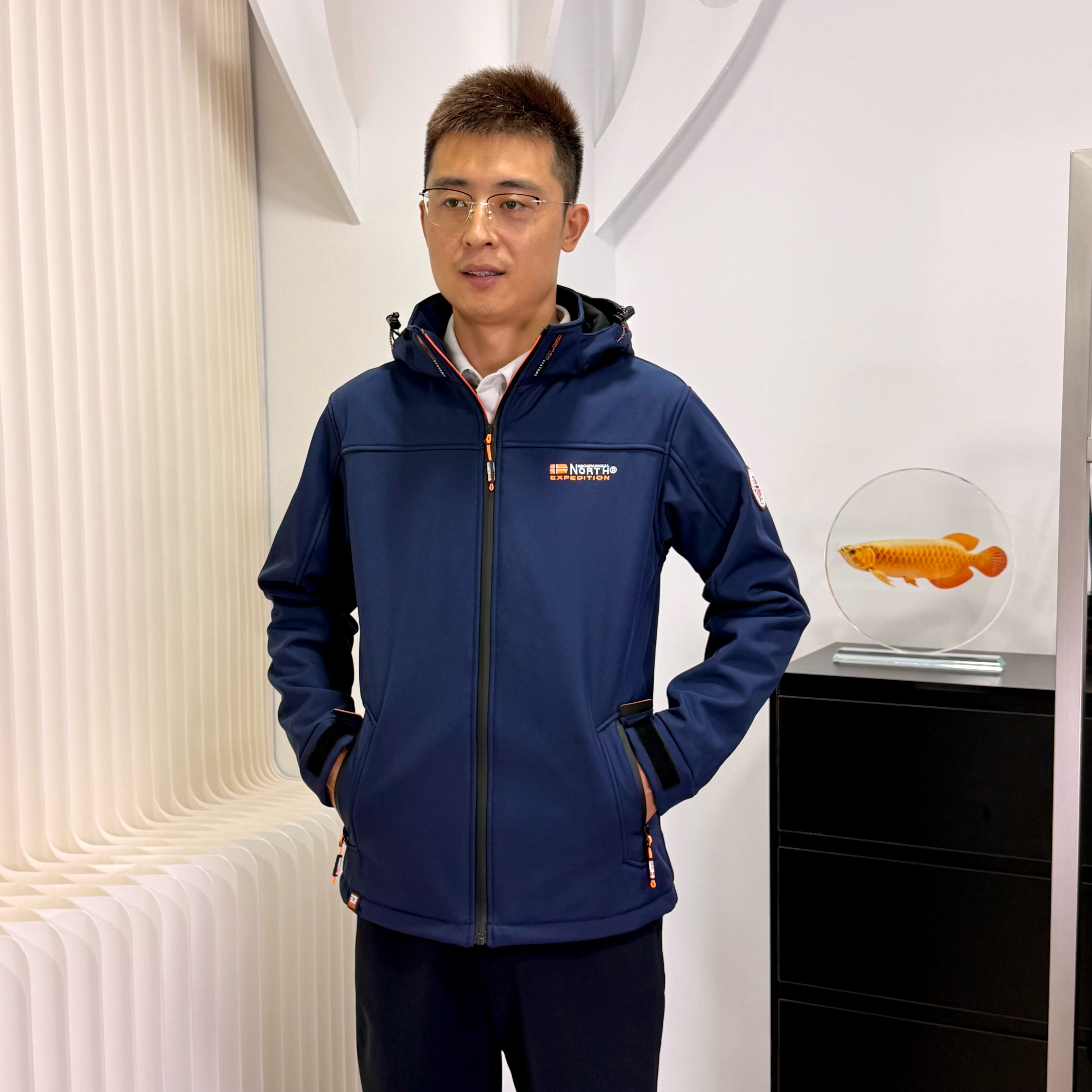 户外冲锋衣防水防风连帽加绒保暖