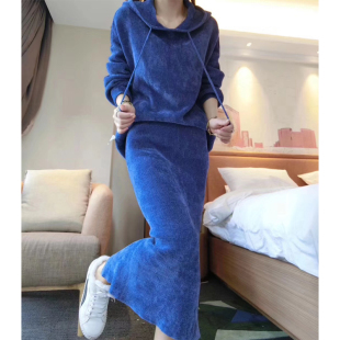 半身裙女两件套 连帽宽松减龄雪芙绒套装 欧洲站2021秋冬新款 时尚