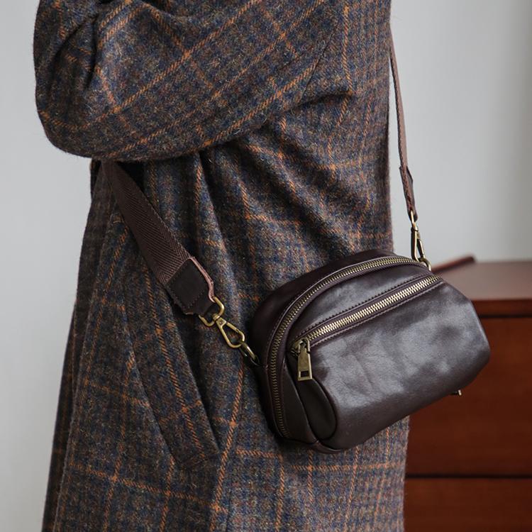 复古文艺头层牛皮大容量斜挎包