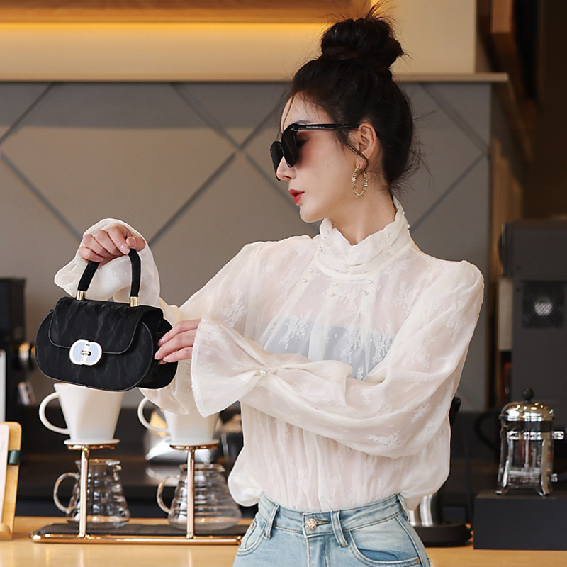 优雅风白色雪纺衫女长喇叭袖半高领蕾丝打底衫宽松上衣