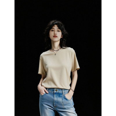 高级感原创短袖T恤女夏季新款气质短款米白色简约圆领设计上衣