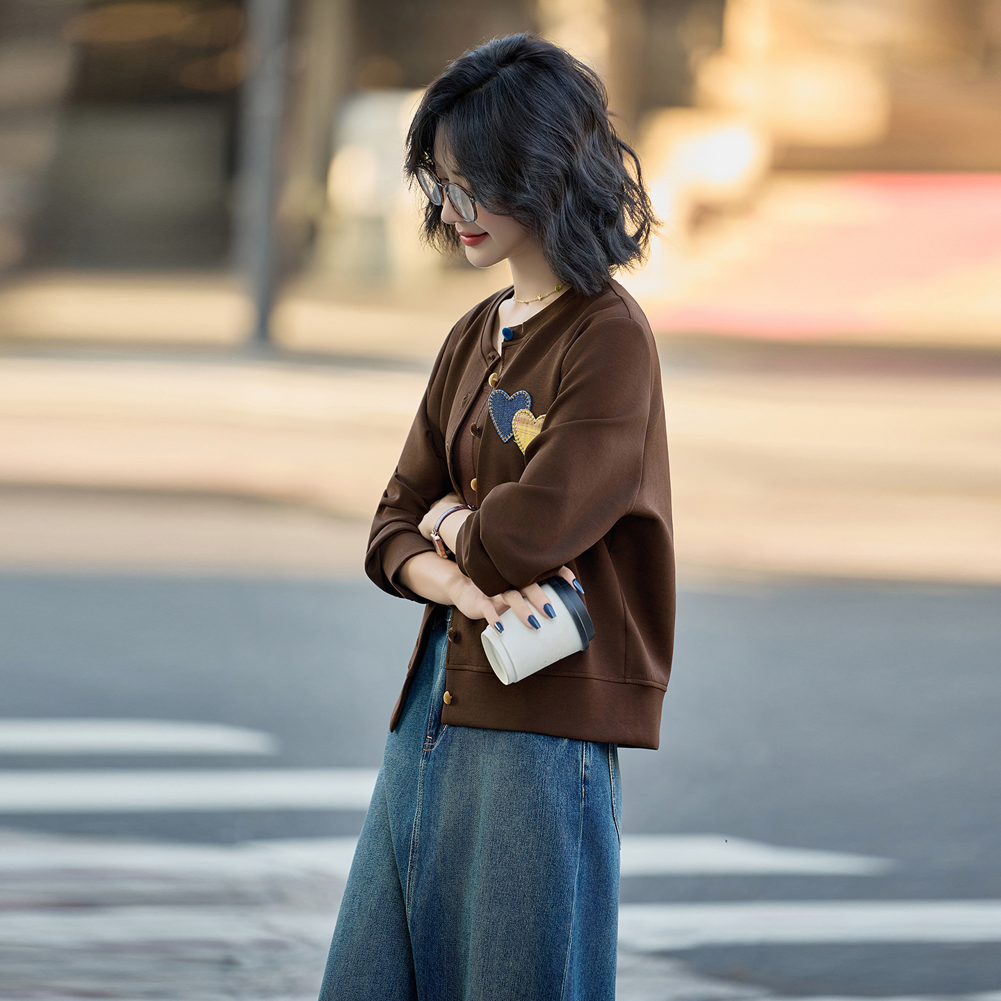彩色扣爱心刺绣圆领针织开衫女2025秋新款宽松百搭短款外套ME5713