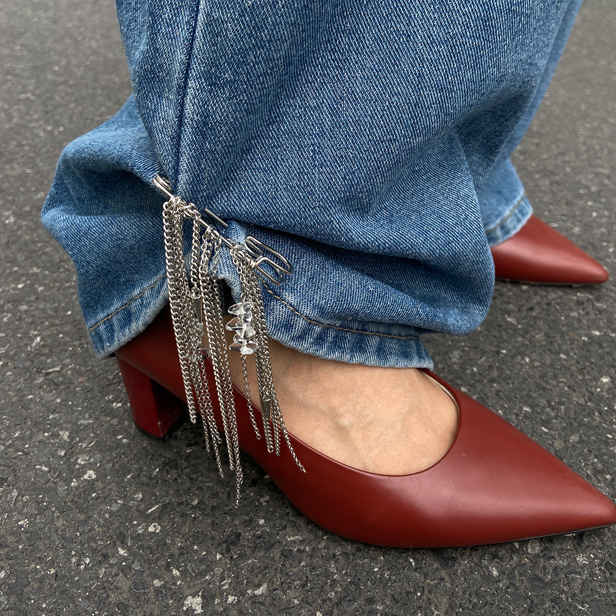 流苏铆钉仿松石链条脚链女 2025嘻哈潮流时尚网红搭配胸针配饰品