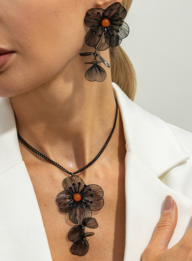 金属银杏树叶耳钉项链女2026春夏复古时尚网红气质写真拍照锁骨链