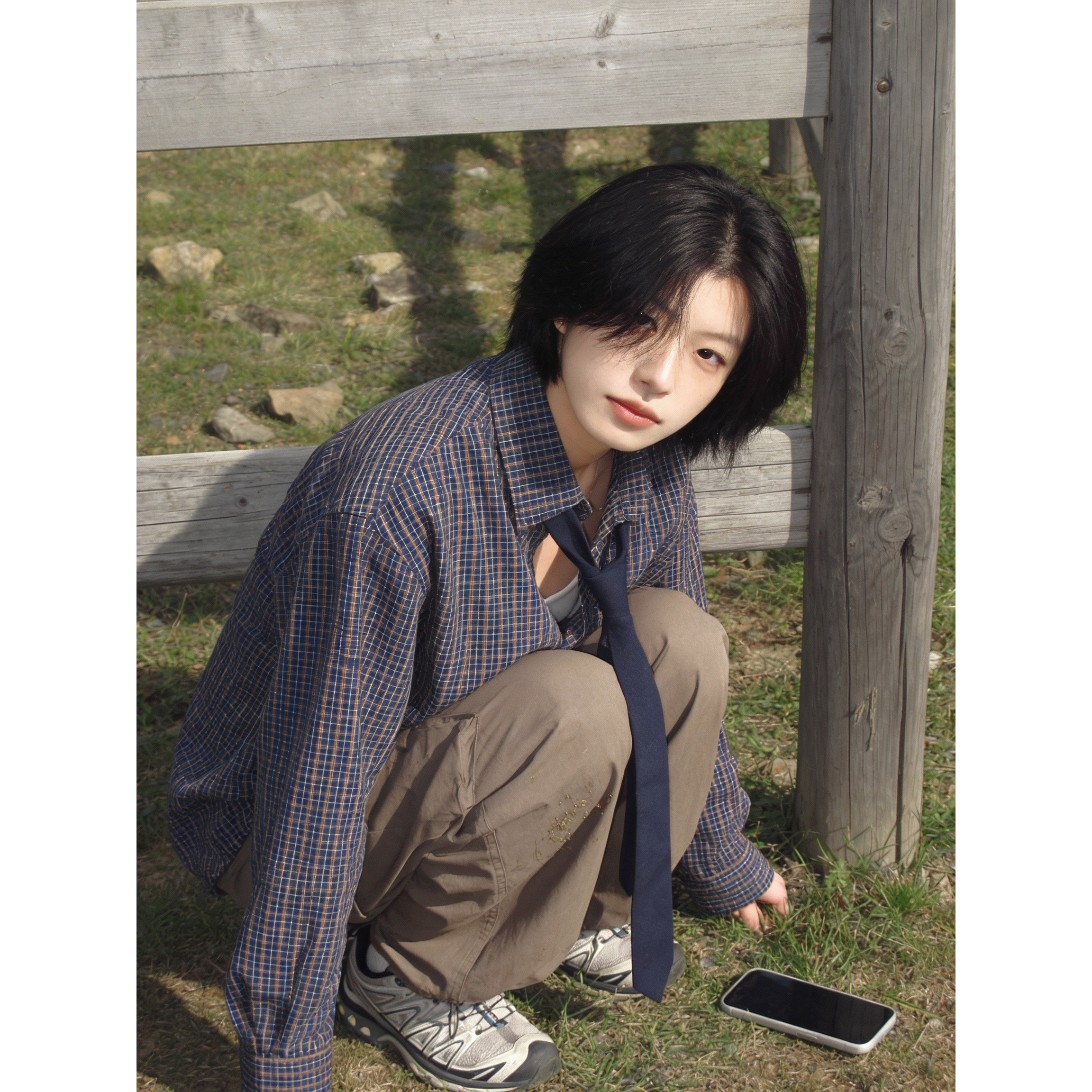 复古英伦风格纹衬衫男女宽松百搭通勤复古休闲春装长袖格子衬衫潮
