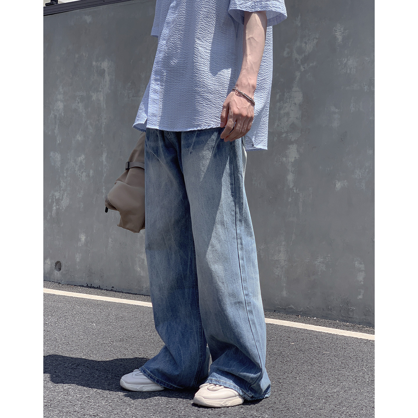 蓝色牛仔裤2025夏季宽松直筒boyish闪电纹休闲百搭高街嘻哈长裤子图片