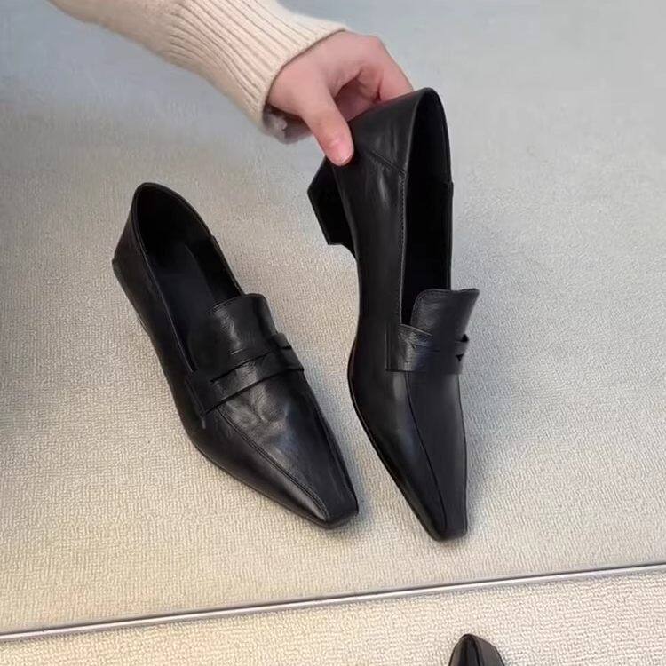 一脚蹬百搭气质优雅小皮鞋