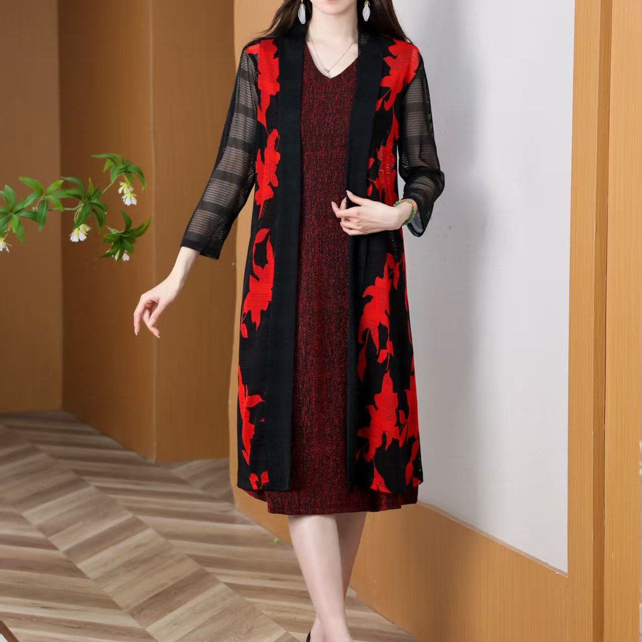 妈妈夏装外披披肩开衫中长款中老年女防晒衣女网纱披风外套薄外搭