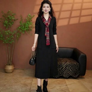 中年妈妈秋冬加厚长袖连衣裙春秋季气质大码显瘦减龄围巾领连衣裙