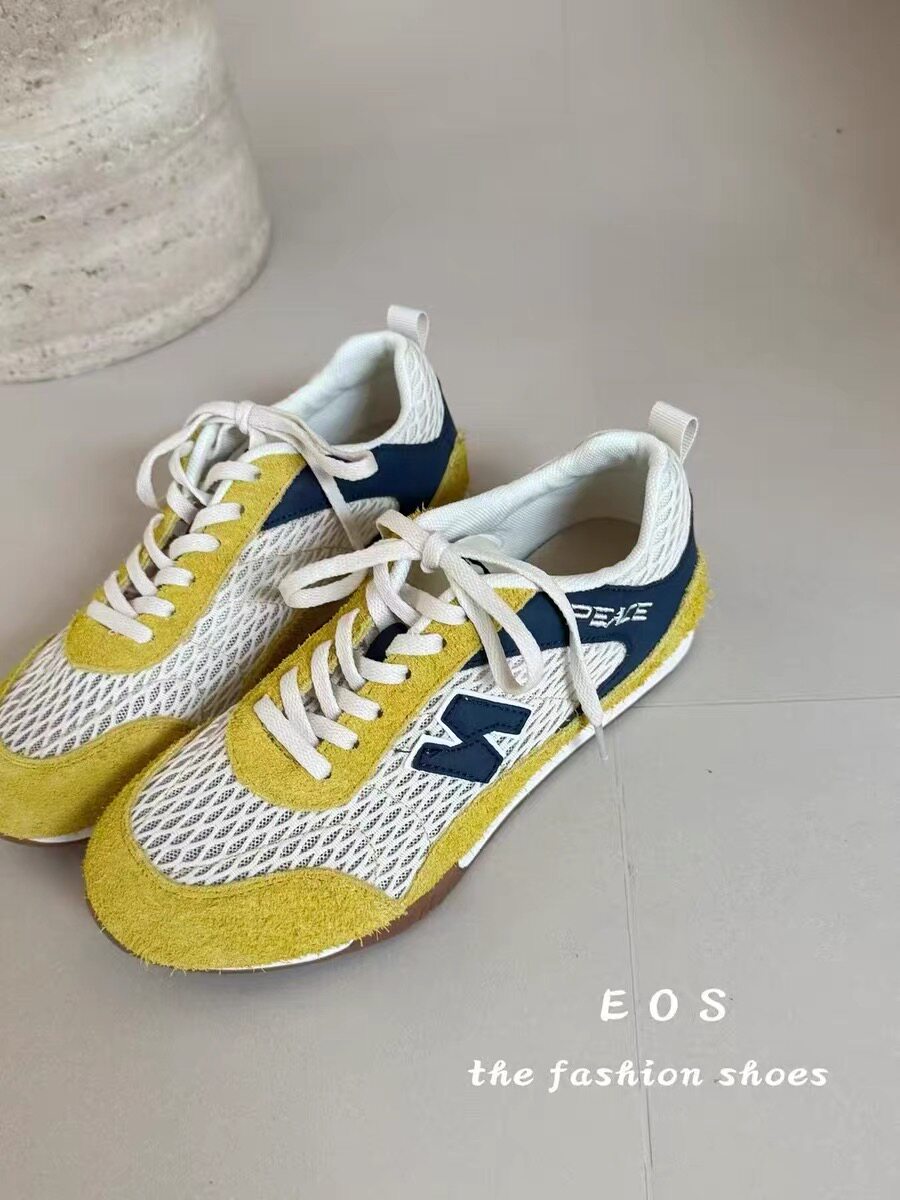 EOS真皮女鞋2026夏季新款韩版网面休闲鞋女百搭系带平底运动板鞋图片