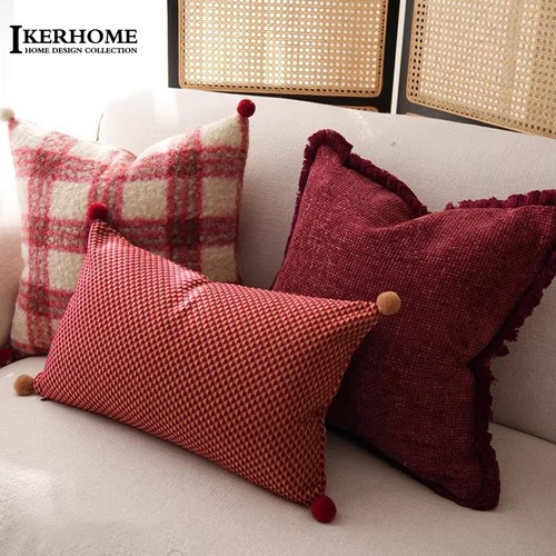 新款毛呢抱枕~节假日装饰靠枕