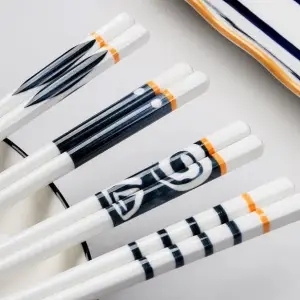 防滑防霉骨瓷高档家用中式 陶瓷筷子日式 耐高温抗菌公筷