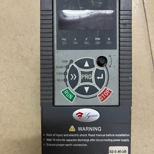 议价SQIAN变频器3000-2S0R4GB3000-2S0R75GB3000-2S1R5GB