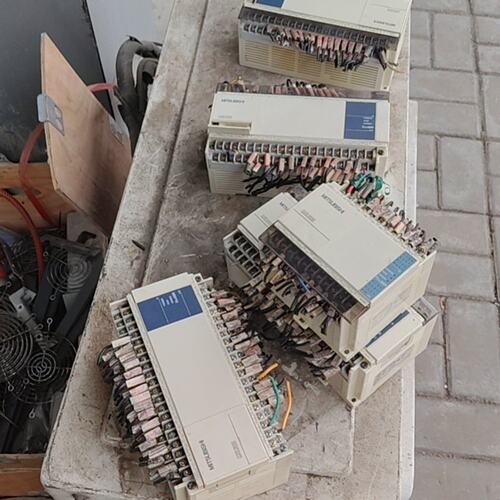 议价PLCFX1N-60MR-001FX1N-40MR-001FX1N-24MR-001