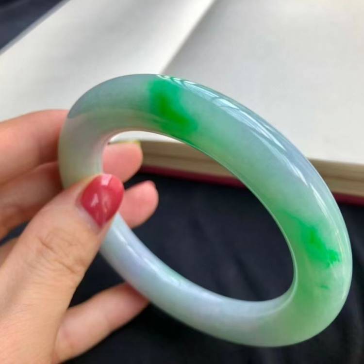春带彩紫罗兰飘花翡翠处理玉镯子