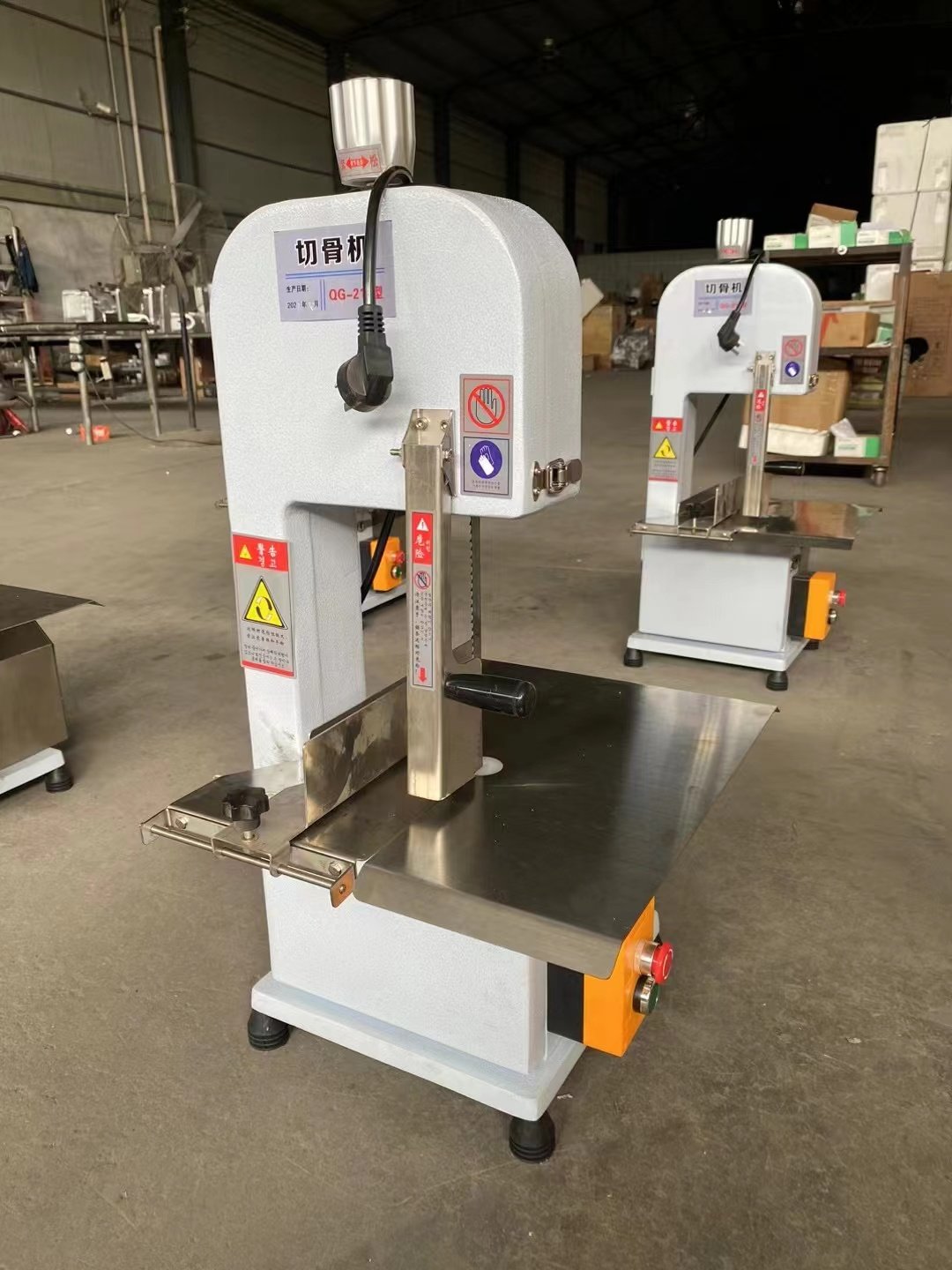 210锯骨机切骨机商用台式剁骨切割鱼猪蹄牛排骨冻肉机电动切骨机