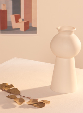 ins白色北欧陶瓷干花花瓶家居客厅水培装饰摆件插花现代简约