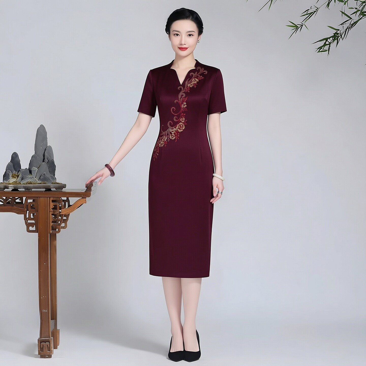 高端婚礼小个子妈妈礼服旗袍式连衣裙后开叉新中式女装婚宴中国风