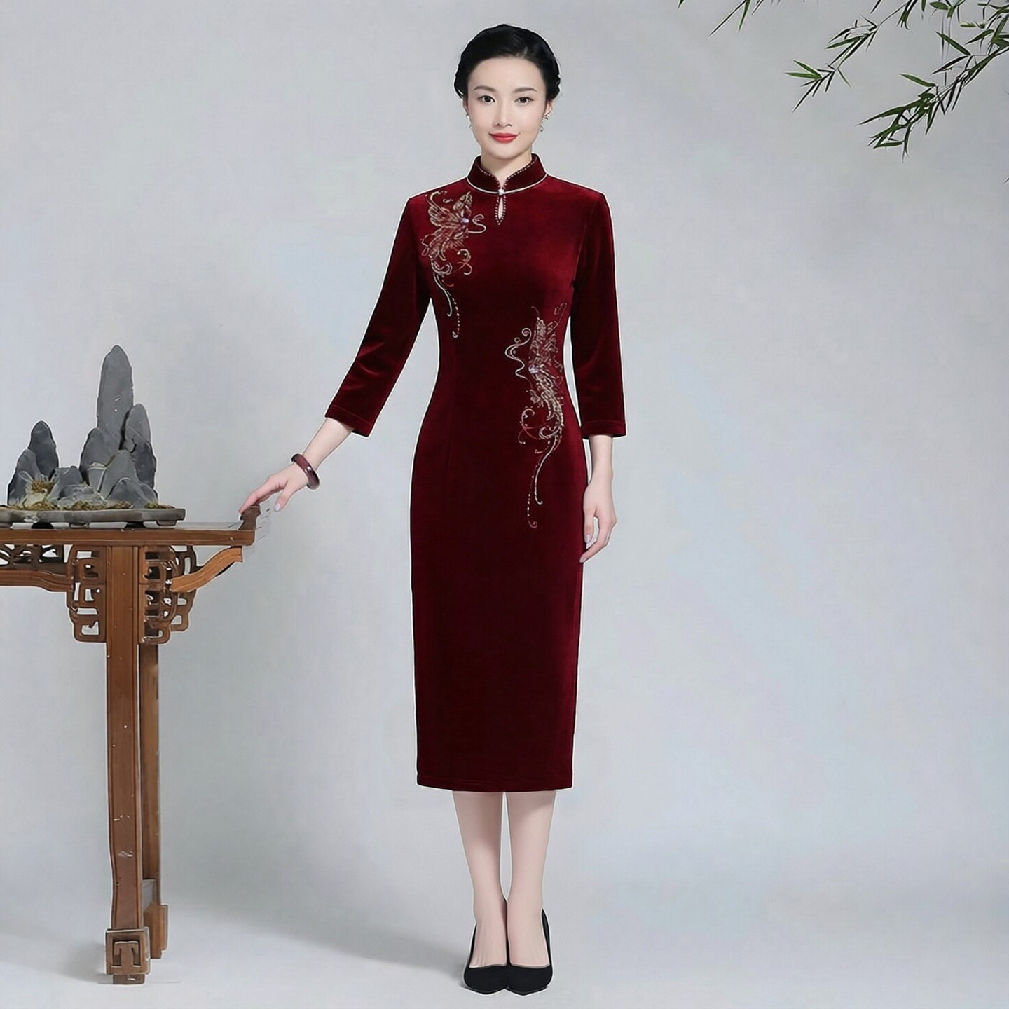 金丝绒旗袍中长款后开衩长袖女小个子订婚婚宴妈妈装2026新款秋冬