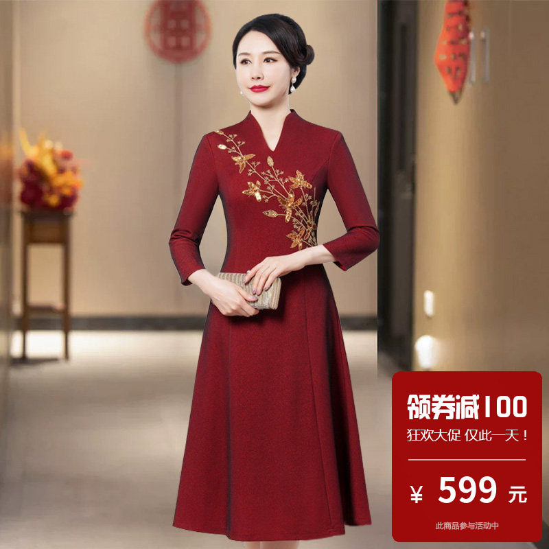 改良旗袍高端大气上档次轻奢高级感春秋女中老年遮肚子大码喜婆婆