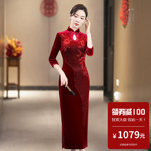 丝绒新娘妈妈婚宴装平时可穿旗袍女新中式高考旗开得胜送考高级感