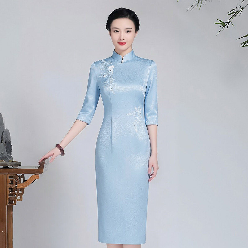 醋酸缎面旗袍短款女高级感小个子年轻款妈妈装婚礼服参加女儿结婚