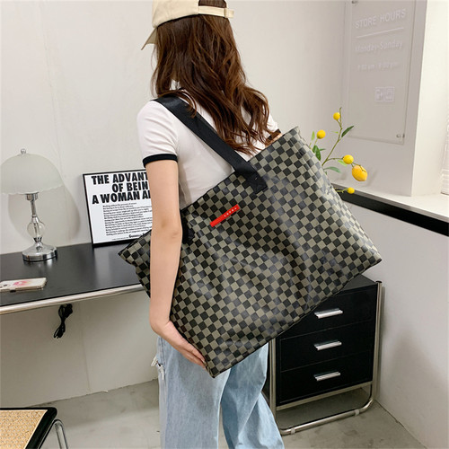 运动男女通用休闲防水耐磨旅行袋